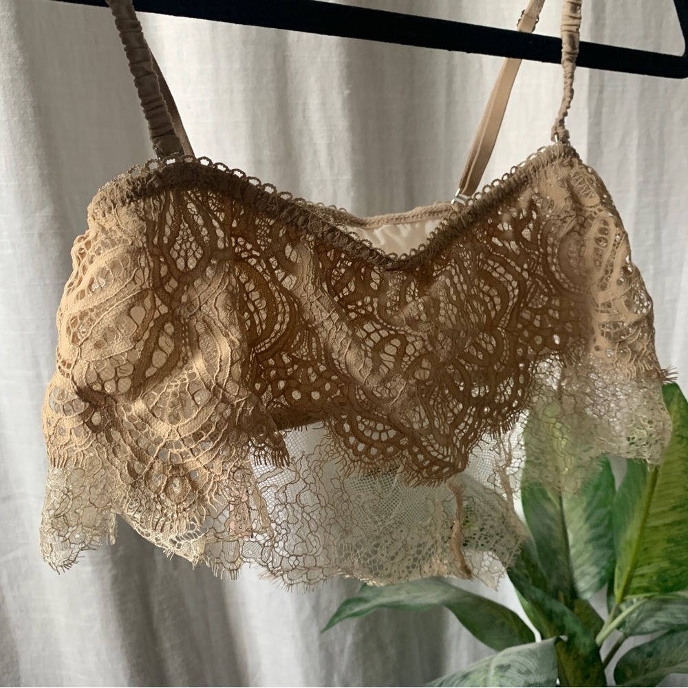 NEW💘 Victoria’s Secret lace bralette